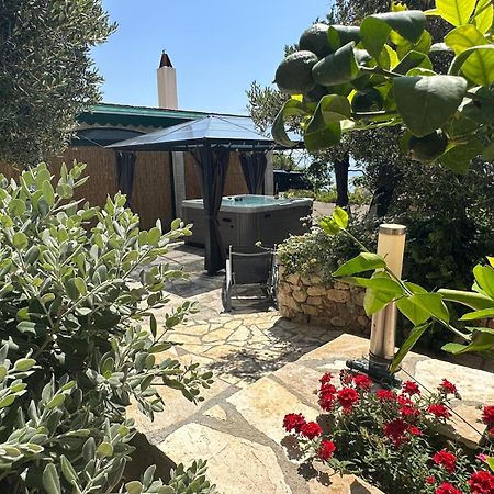 Vacation House Marin With Jacuzzi - Bol, Brac Ngoại thất bức ảnh