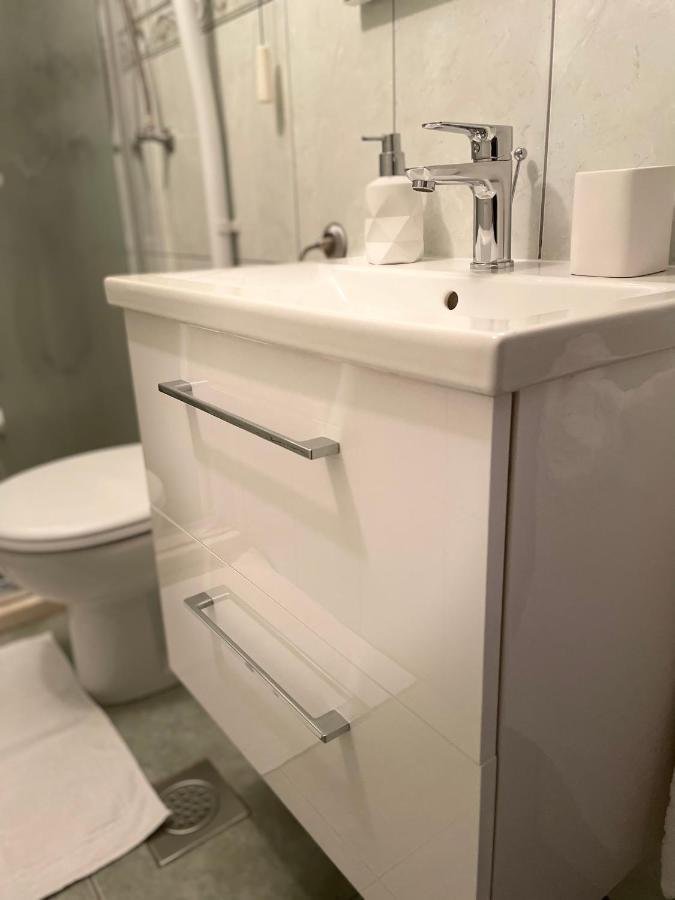 Vacation House Marin With Jacuzzi - Bol, Brac Ngoại thất bức ảnh
