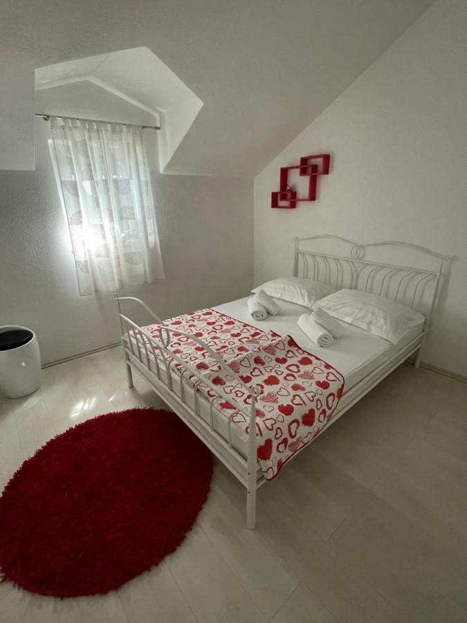 Vacation House Marin With Jacuzzi - Bol, Brac Ngoại thất bức ảnh